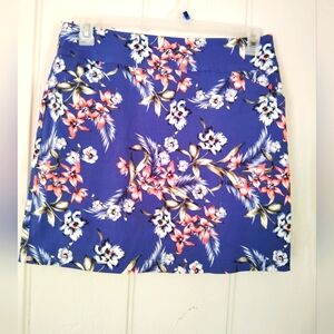 LIKE NEW!! MARIO SARRANI, Floral Summer Vacation Vibes Skort. Size M